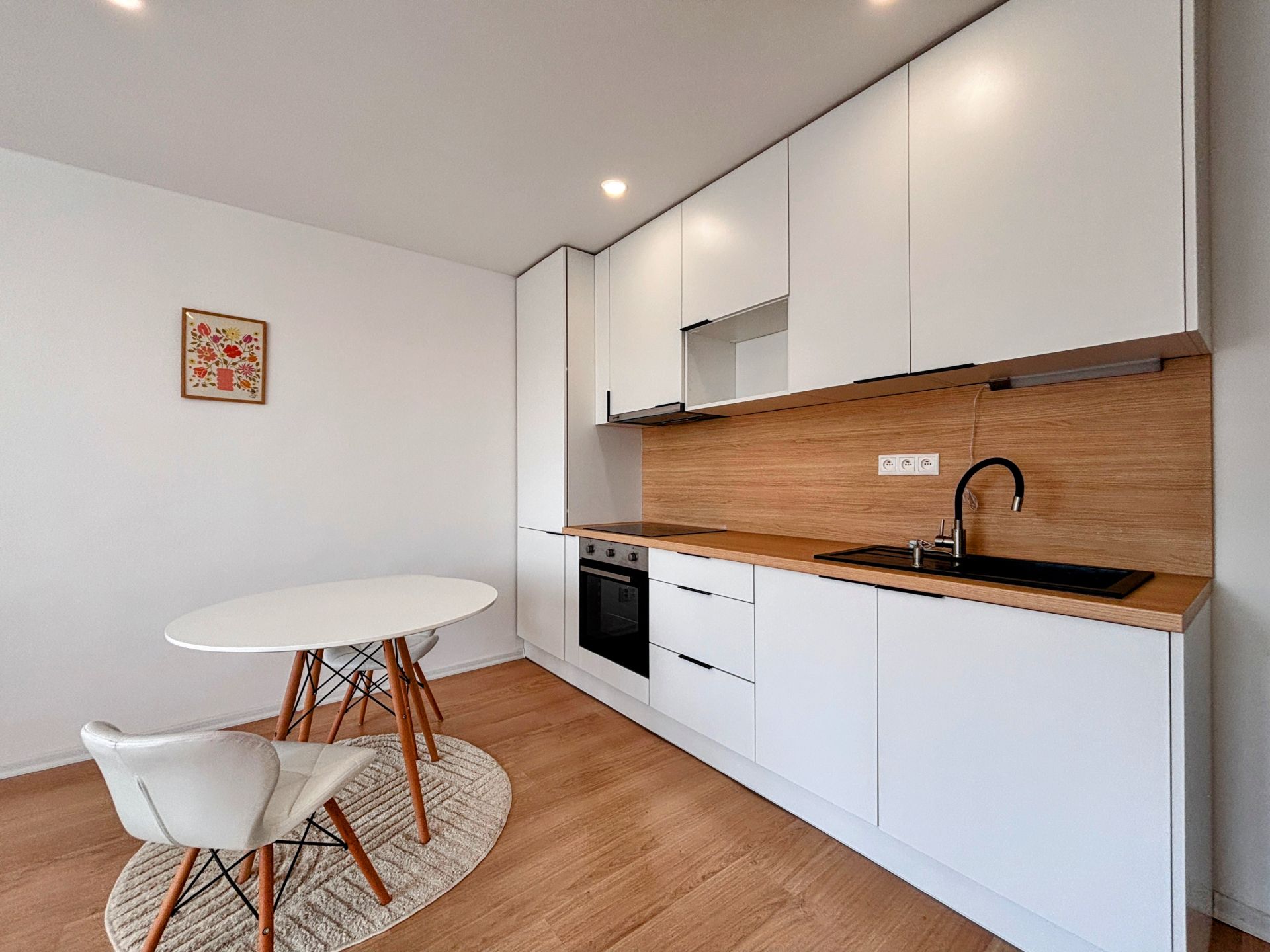 Na predaj 2-izbový byt po modernej rekonštrukcii – Hospodárska ulica, Trnava