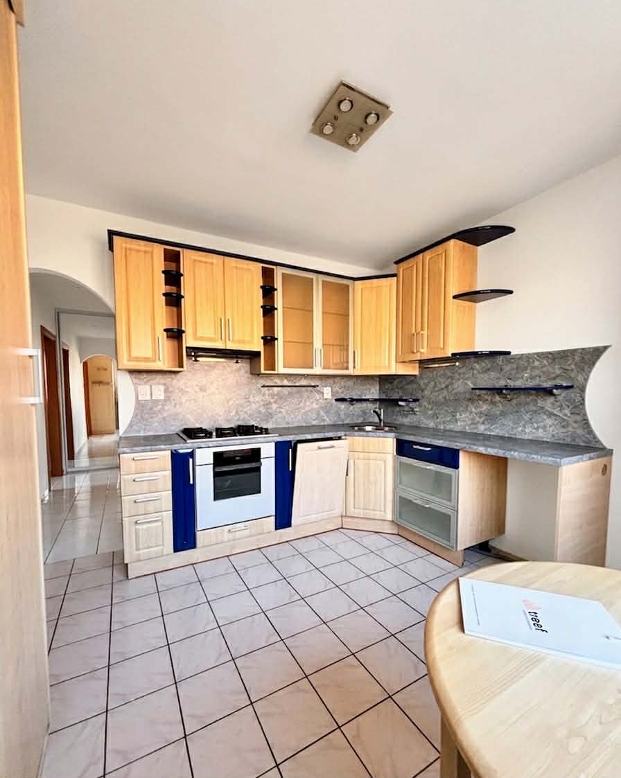 NA PREDAJ  2-izbový byt na Družbe – vyhľadávaná lokalita v Trnave