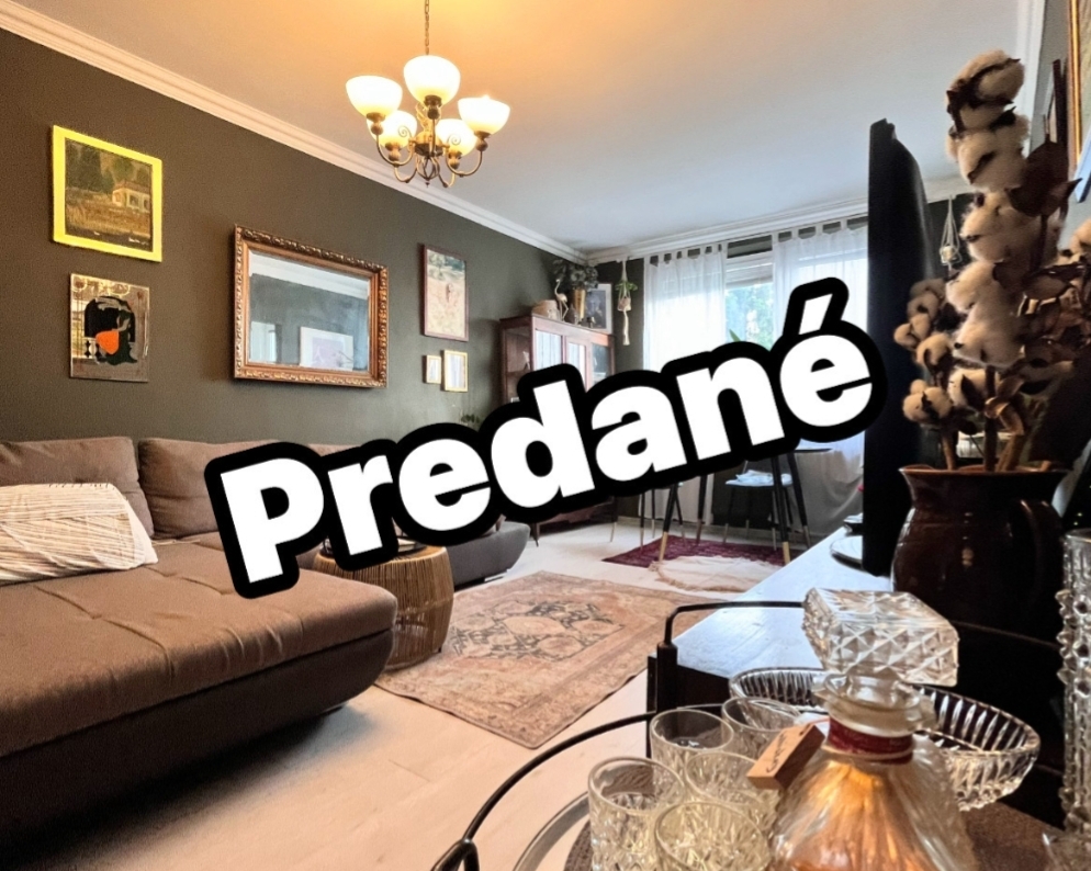 PREDANÉ  Exkluzívny 4-izbový rodinný byt so záhradkou aj garážou