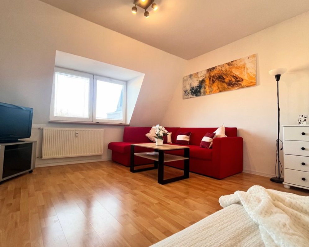 PRENAJATÉ - 1-izbový byt so spacím kútom na sídlisku Hliny, TRNAVA