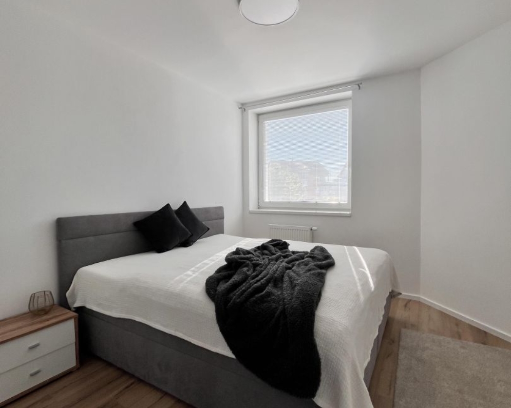 PREDANÉ  TREEF ponúka 2-izbový zariadený byt v Zavare